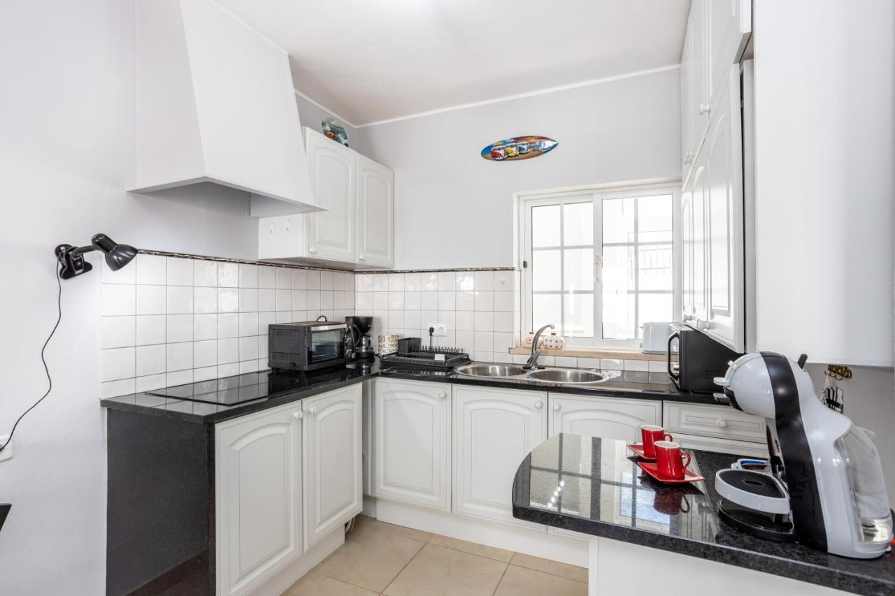 Newly Renovated 2 Bedroom Townhouse - Close To Salema Beach Exterior foto